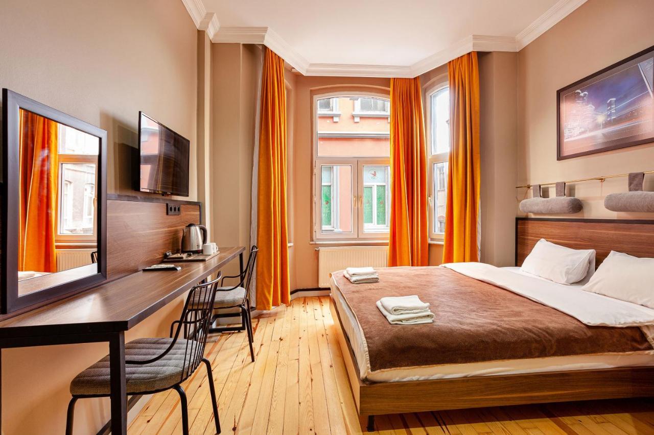 Aram Kerasi Rooms Istanbul Exterior photo