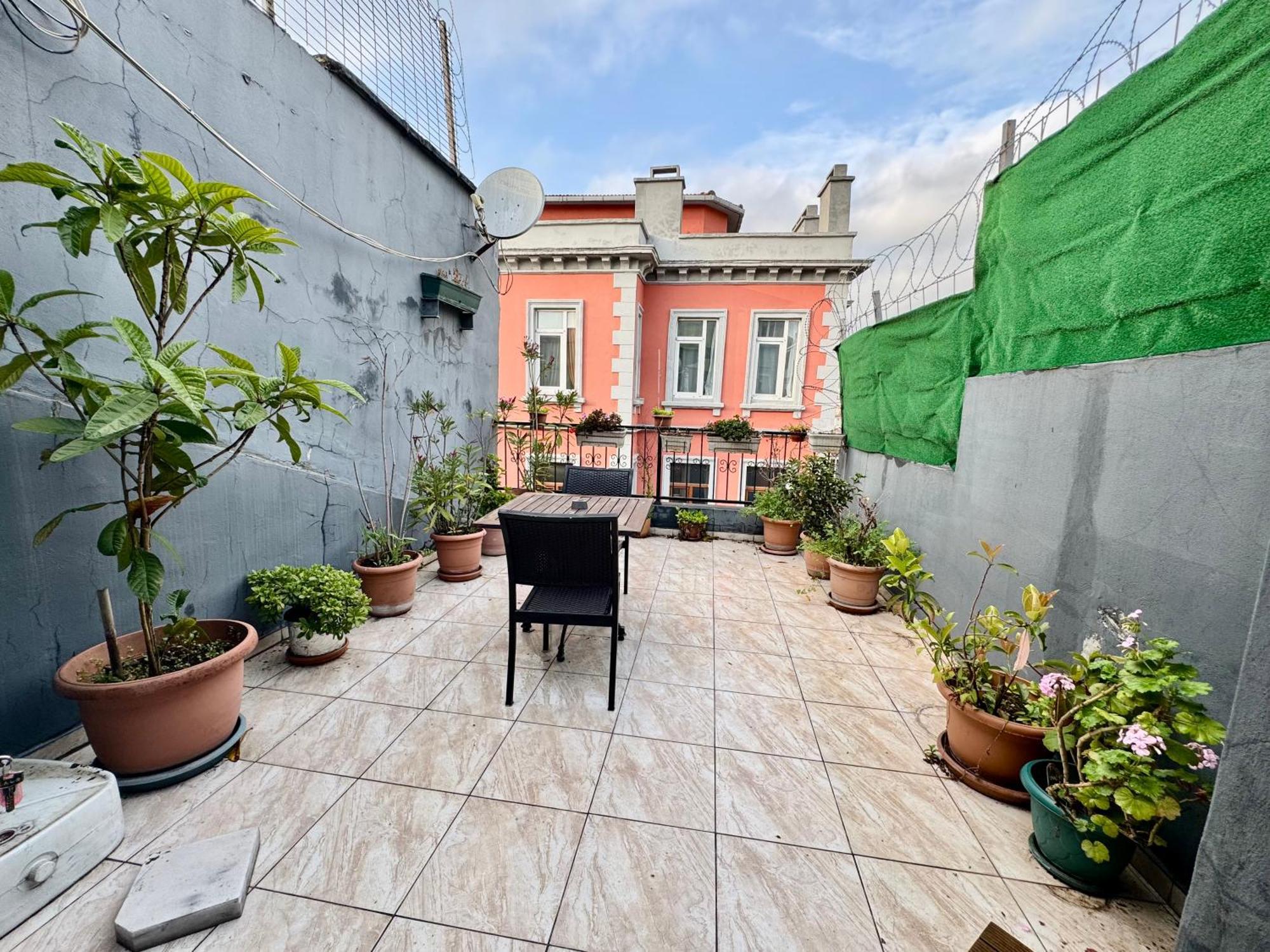 Aram Kerasi Rooms Istanbul Exterior photo